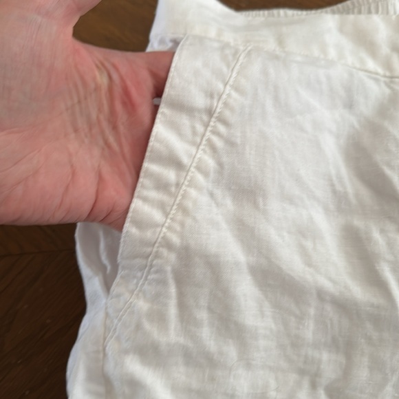 Eileen Fisher Organic Linen Bermuda Shorts Woman XXS White Pockets 10.5” inseam - Picture 8 of 13
